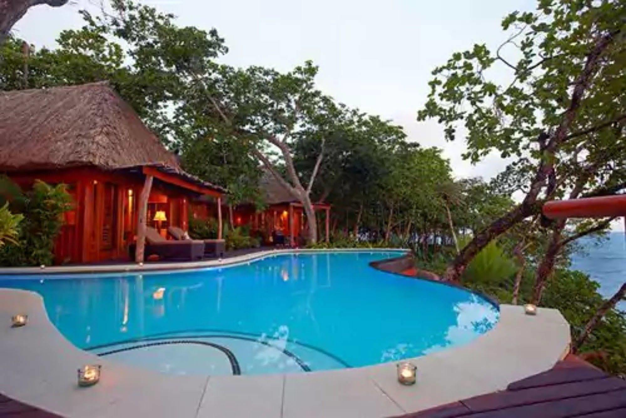 Namale Resort And Spa 萨武萨武 外观 照片