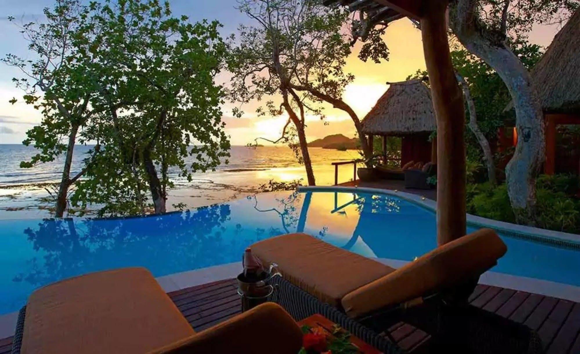 Namale Resort And Spa 萨武萨武 外观 照片